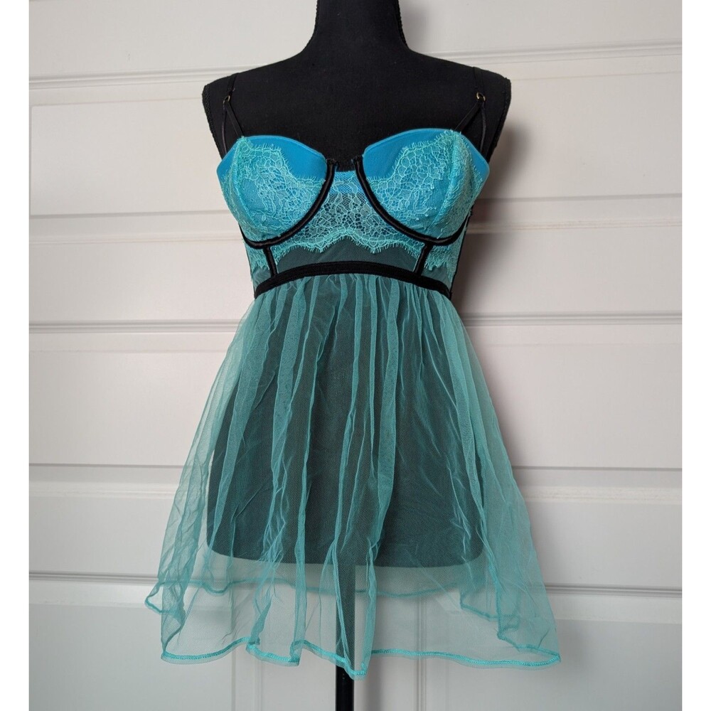 Victoria Secret Size 34C Babydoll Slip Dress Underwire Bra Y2K Gothic Burlesque